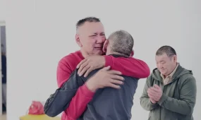 Бір-бірін жарты ғасыр бойы іздеген бауырлар Оралда қауышты