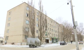 Ақтөбеде өткен ғасырда салынған жатақхананың жағдайы тұрғындарды алаңдатып отыр