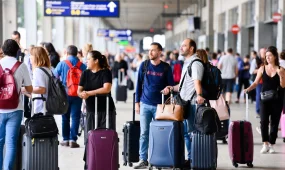 Франция вновь на вершине: названа самая посещаемая страна мира в 2025 году