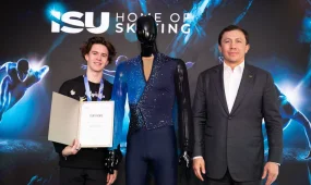 Михаил Шайдоров передал свой костюм в Олимпийский музей