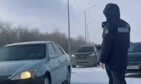 Снежный циклон испытал трассы на прочность в области Абай — полиция предотвратила заторы и ЧП