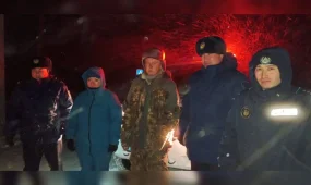 Қар құрсауында қалған балықшы құтқарылды