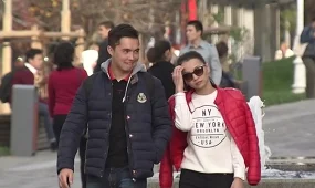 Сүйіктісіне банк қосымшасымен ақша аударып, астына хат жазған жігіт сотталды