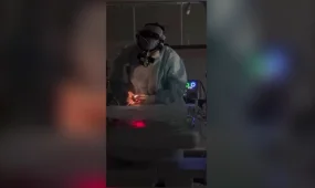 Шымкентте шала туған шақалақтың көзіне операция жасалды