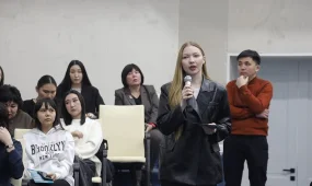 Өскеменде жастармен жаңа Конституция туралы диалог өтті