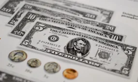 Тенге под давлением: какие курсы валют установили на 3 марта в Казахстане