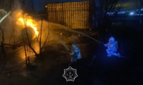 Взрыв на АГЗС в Актобе: пожарные предотвратили повторную детонацию (ВИДЕО)