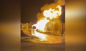 Мощный взрыв прогремел на заправке в Актобе