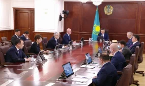 Число жалоб на плохое качество дорог в Казахстане выросло в 1,5 раза