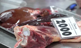 Атырауда сауда орындарында сиыр еті азайып кетті