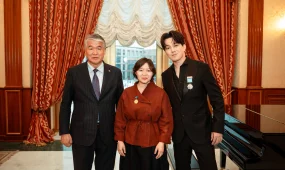 Димаш Құдайберген мен Самал Еслямова ТҮРКСОЙ марапаттарына ие болды