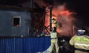 Шесть газовых баллонов вынесли из горящего дома в Акмолинской области