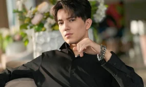 Фанаты Димаша Кудайбергена бурно отреагировали на поздравление певца