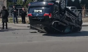 Житель Актау устроил ДТП с двумя Toyota Land Cruiser