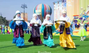 Наурыз мейрамы он күн тойланады