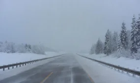 На ряде трасс Казахстана открыли движение после ограничений из-за непогоды