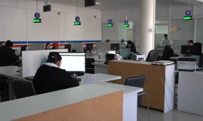 "Автомобили - роскошь" - жители Западно-Казахстанской области жалуются на низкие зарплаты