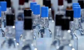 Өскеменде «Газель» көлігінен бір тоннаға жуық спирт табылды