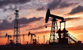 США временно разрешили продажу российской нефти: мера направлена на стабилизацию мировых рынков