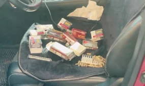 2-х братьев задержали за незаконное хранение оружия в Уральске