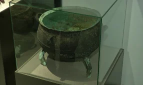 В Центральном Казахстане обнаружен уникальный сакский котёл