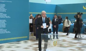 Президент Қасым-Жомарт Тоқаев республикалық референдумда дауыс берді