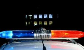 Екі бала қамалып қалды