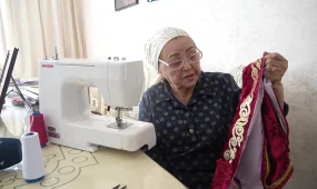 Оралдық ісмер Мәнзила Нұрмұханбетова әлемдік рекорд иегері атанды