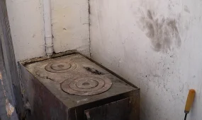 Павлодарда тұрғындар әкімдік берген сапасыз үйлерге шағымданды