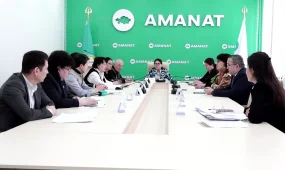 Вопросы очерёдности на жильё и трудоустройства обсудили члены партии «AMANAT» в Уральске