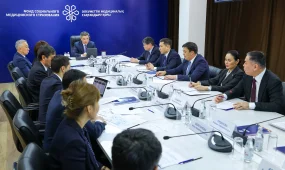 Олжас Бектенов денсаулық сақтау жүйесін жетілдіру мәселелері бойынша кеңес өткізді