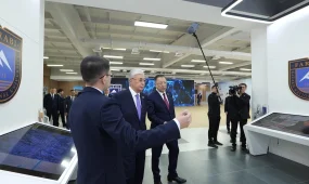 Президент Қазақ ұлттық университетінің ғылыми әлеуетімен танысты