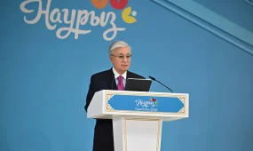 Глава государства поздравил казахстанцев с праздником Наурыз