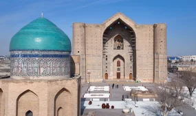 Президент Түркістан облысының даму қарқынын жоғары бағалады