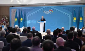 Токаев поблагодарил казахстанцев за активное участие в референдуме