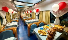 Ұлттық нақышта безендірілген пойыздар жолға шықты