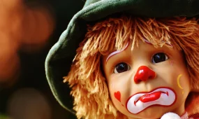 Родители за границей задолжали казахстанским детям десятки миллионов тенге