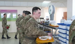 В Нацгвардии запустили пилот, по электронной оценке, качества питания