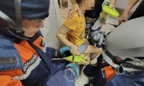 Игрушка стала ловушкой: в Семее спасли девятилетнего мальчика