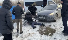 БҚО-да бопсалау және тонаумен айналысқан қылмыстық топ ұсталды