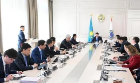 После смертельного ДТП на Аль-Фараби аким Алматы потребовал ужесточить контроль на дорогах