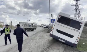 Пассажирский автобус столкнулся со школьным в ЗКО: есть пострадавшие