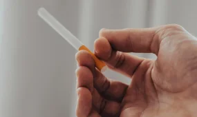 Мозг под ударом: ученые выявили тревожные изменения у курящих