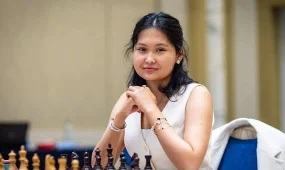 Бибисара Асаубаева потерпела первое поражение на Турнире претенденток-2026