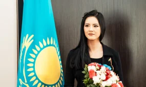 Блогер из Китая Тао Минсю награждена орденом «Достық» II степени