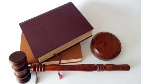 Фейк о жертвах пожара: жительницу Семея оштрафовали за ложную информацию