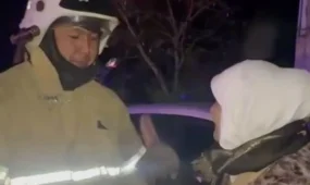 Загорелась кровать: из пятиэтажки в алматинском селе  срочно эвакуировали жильцов