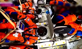 Почему США и КНР срочно хотят на Луну, рассказали американские эксперты