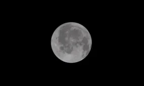 Экипаж миссии «Артемида-2» облетел Луну и побил рекорд удаления от Земли