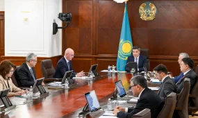 Олжас Бектенов поручил госорганам обеспечить разъяснение Конституции РК